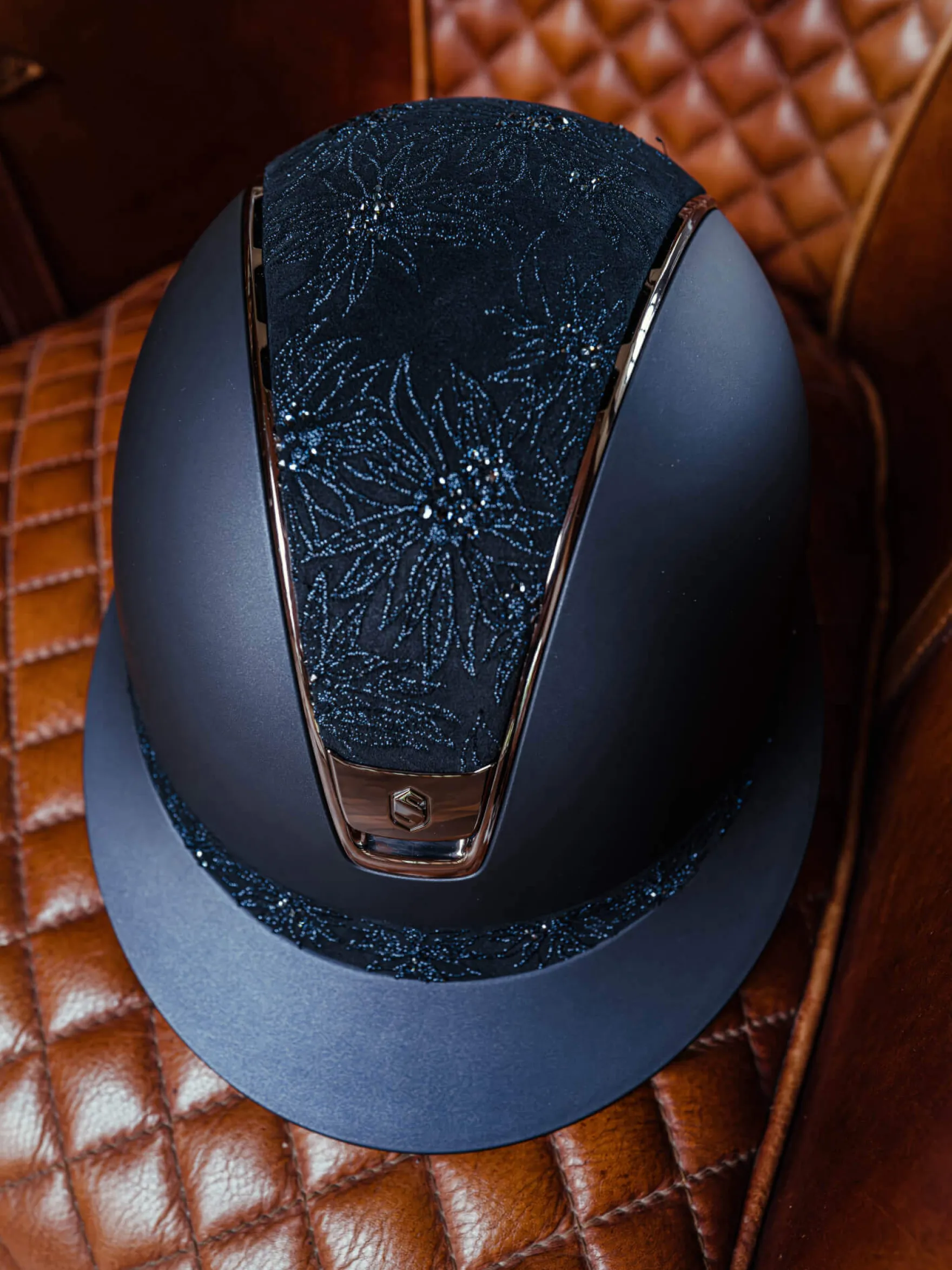 Reithelm Miss Shield 2.0 SM, Top + Frontal Band Spring Flower, Trim + Blason Black Chrome