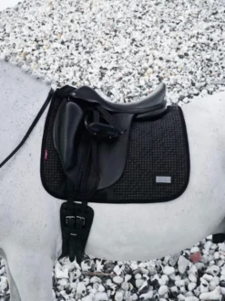 Schabracke Aspen, Dressurschabracke