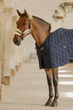 Stalldecke Comfort, 300 g, Winterdecke, mit Kunstfell