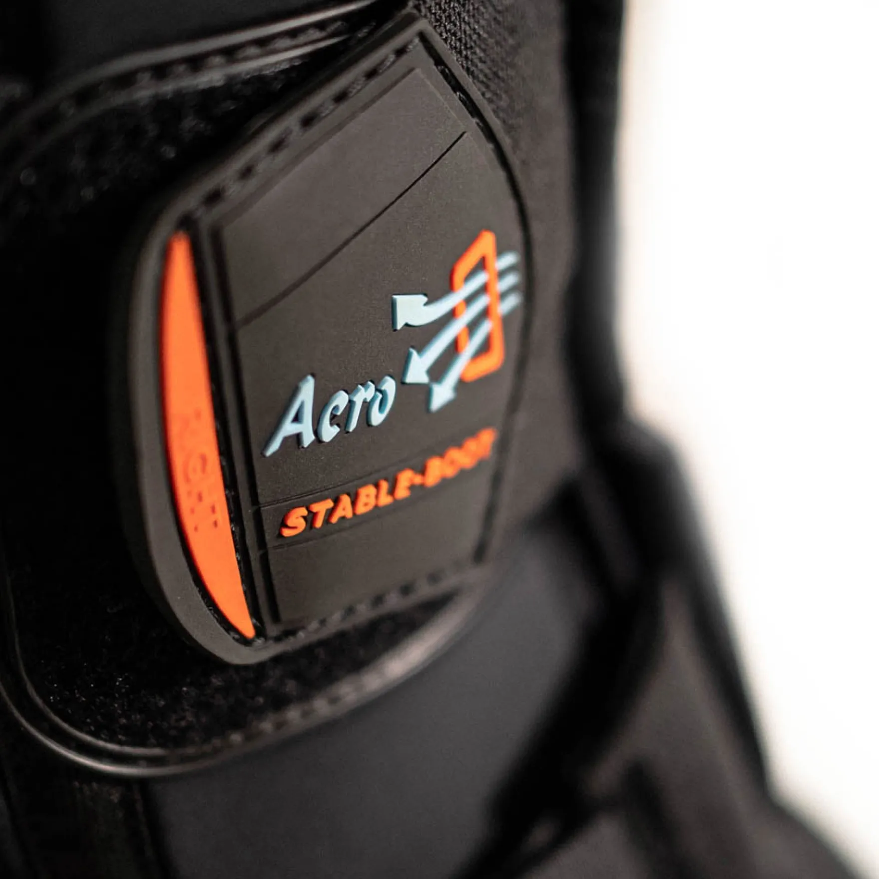 Stallgamaschen Stable Boots Aero-Magneto, Therapiegamasche, hinten